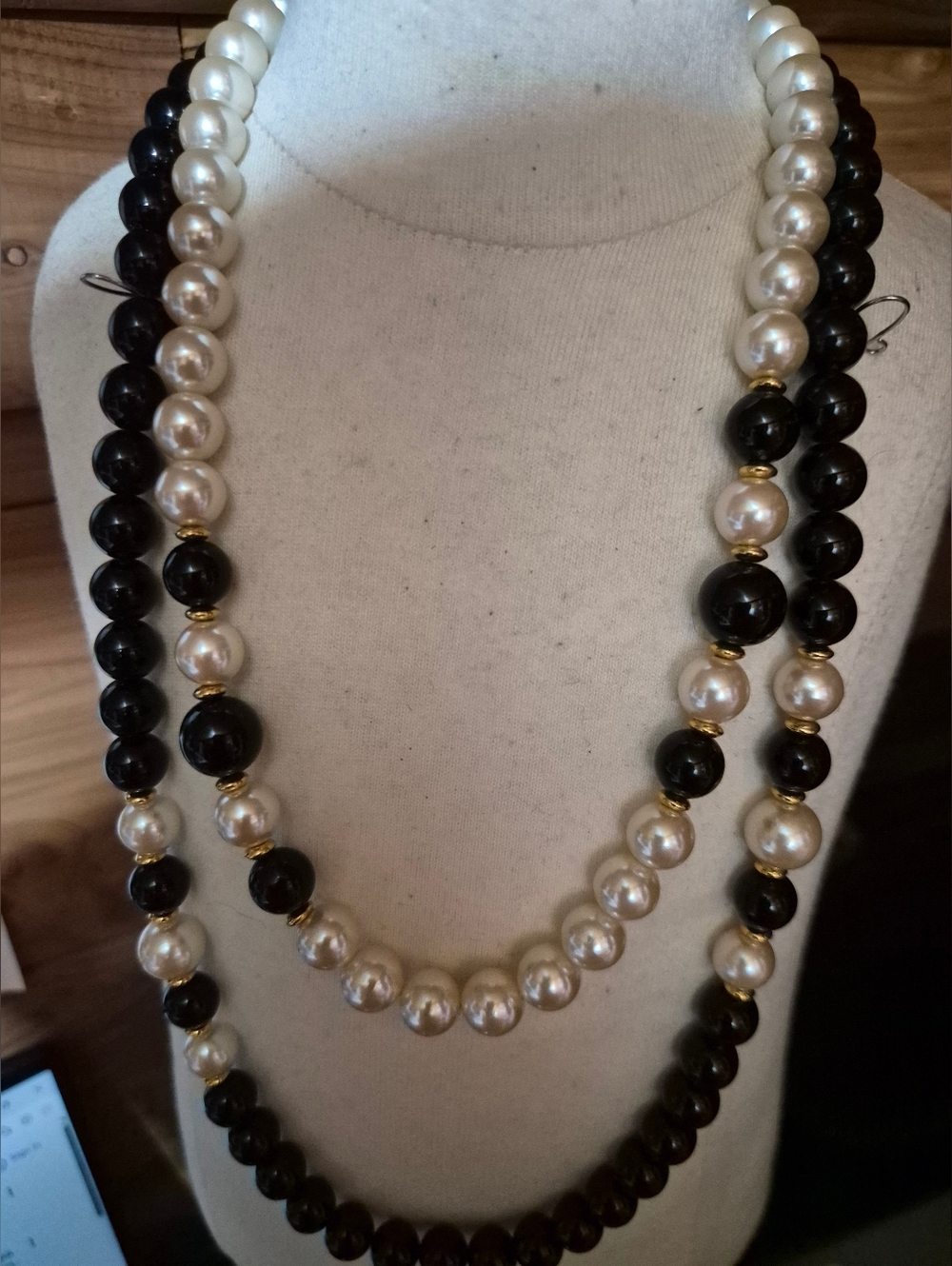 2 Richelieu Black and Pearl Double-Strand Beaded Necklace
